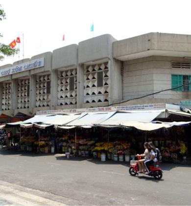 Trang trí tiệc cưới phường Xóm Chiếu – Khi ký ức xưa hòa cùng ngày hạnh phúc