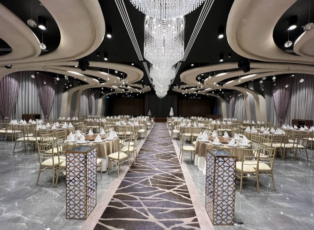 Có nên tổ chức tiệc cưới tại nhà hàng Asiana Plaza không?