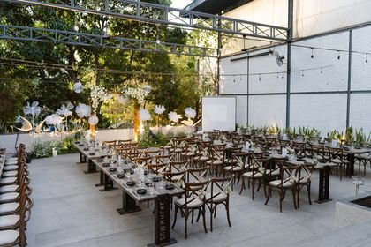 ​​​​Review không gian nhà hàng ZumWhere