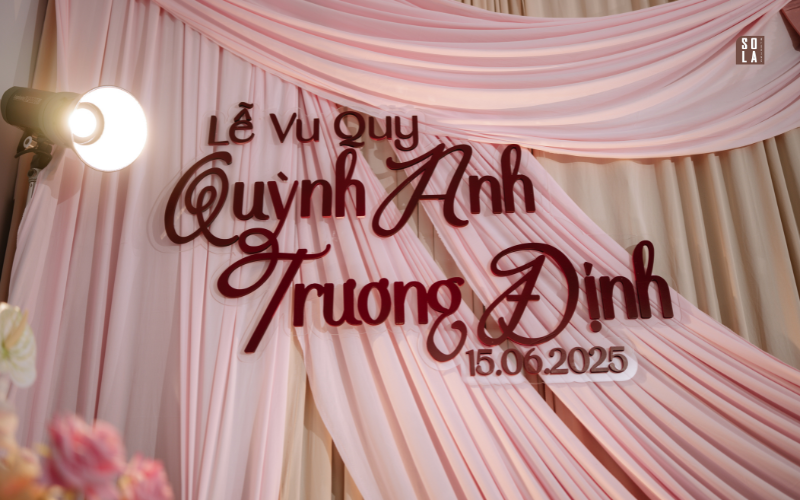 trang trí gia tiên tông hồng