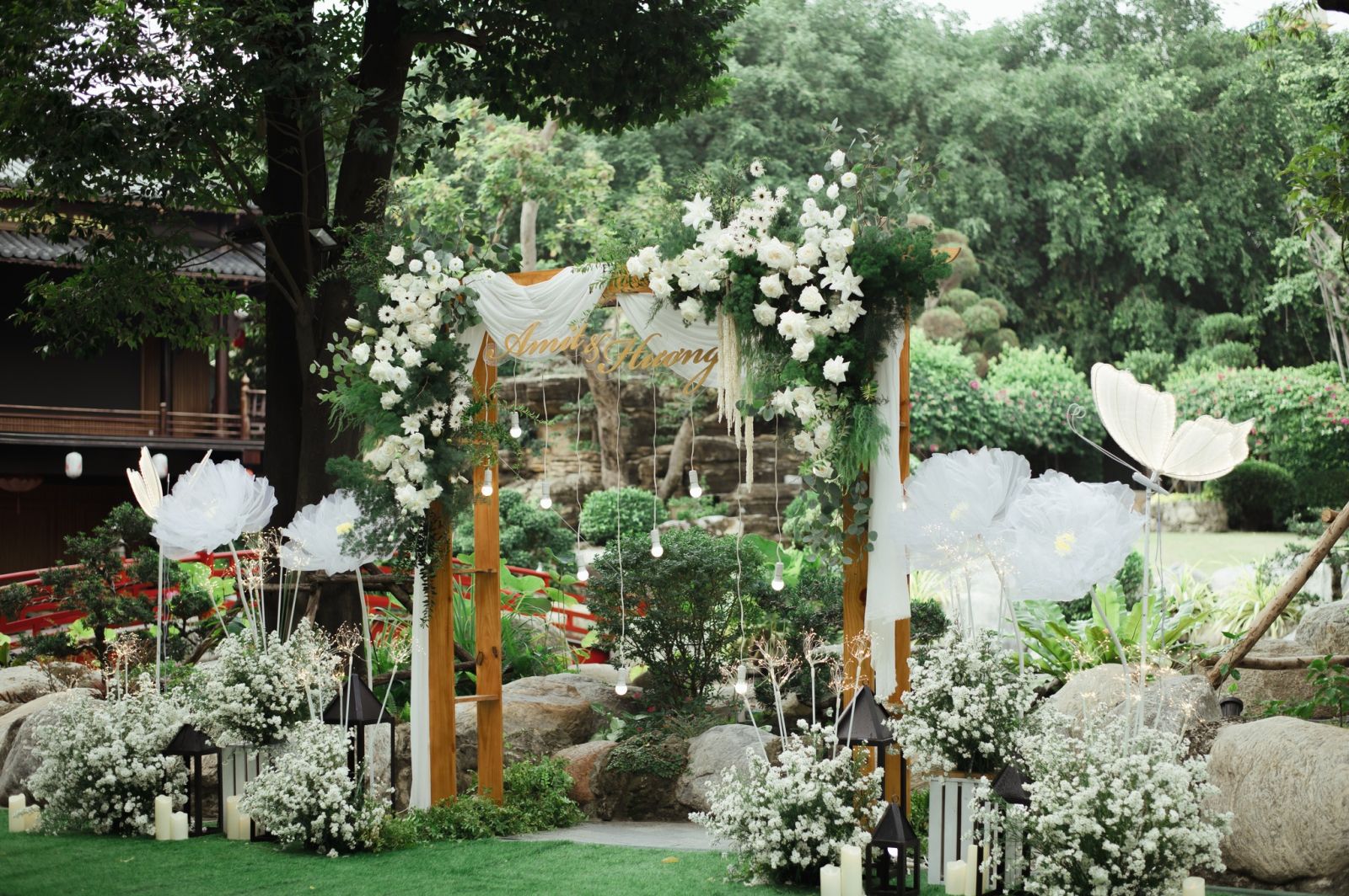 trang trí tiệc cưới trung tâm Sài Gòn