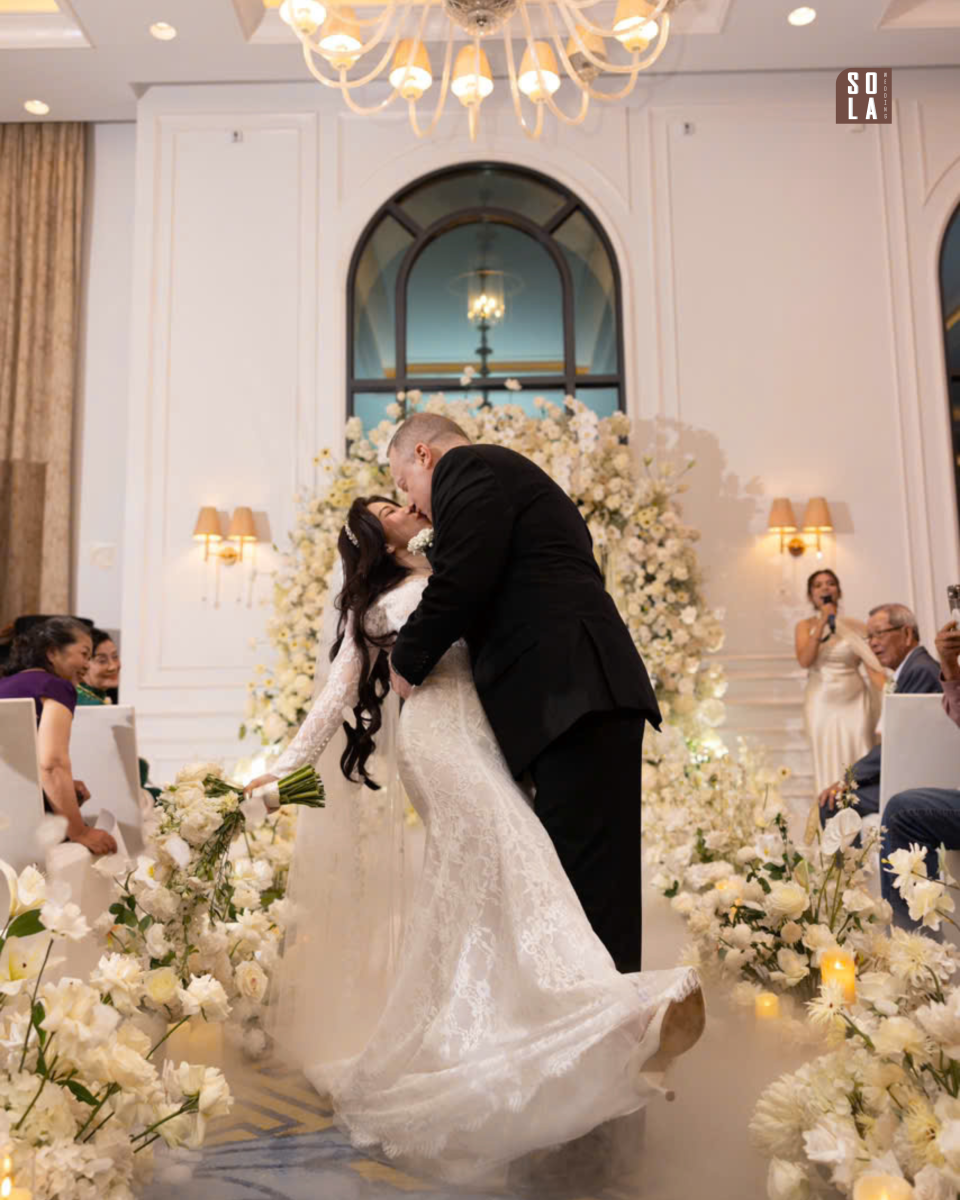 Làm Sao Để Tiệc Cưới Lung Linh Với Khói Lạnh